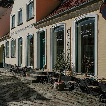Kefs Guesthouse & Cafe Aeroskobing Exterior photo